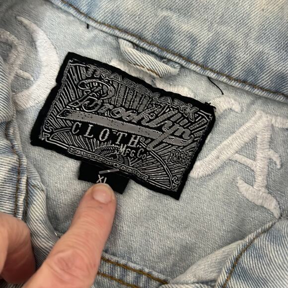 Vintage Brooklyn Cloth Y2K distressed denim jean jacket dragon savag size xl - Picture 3 of 7